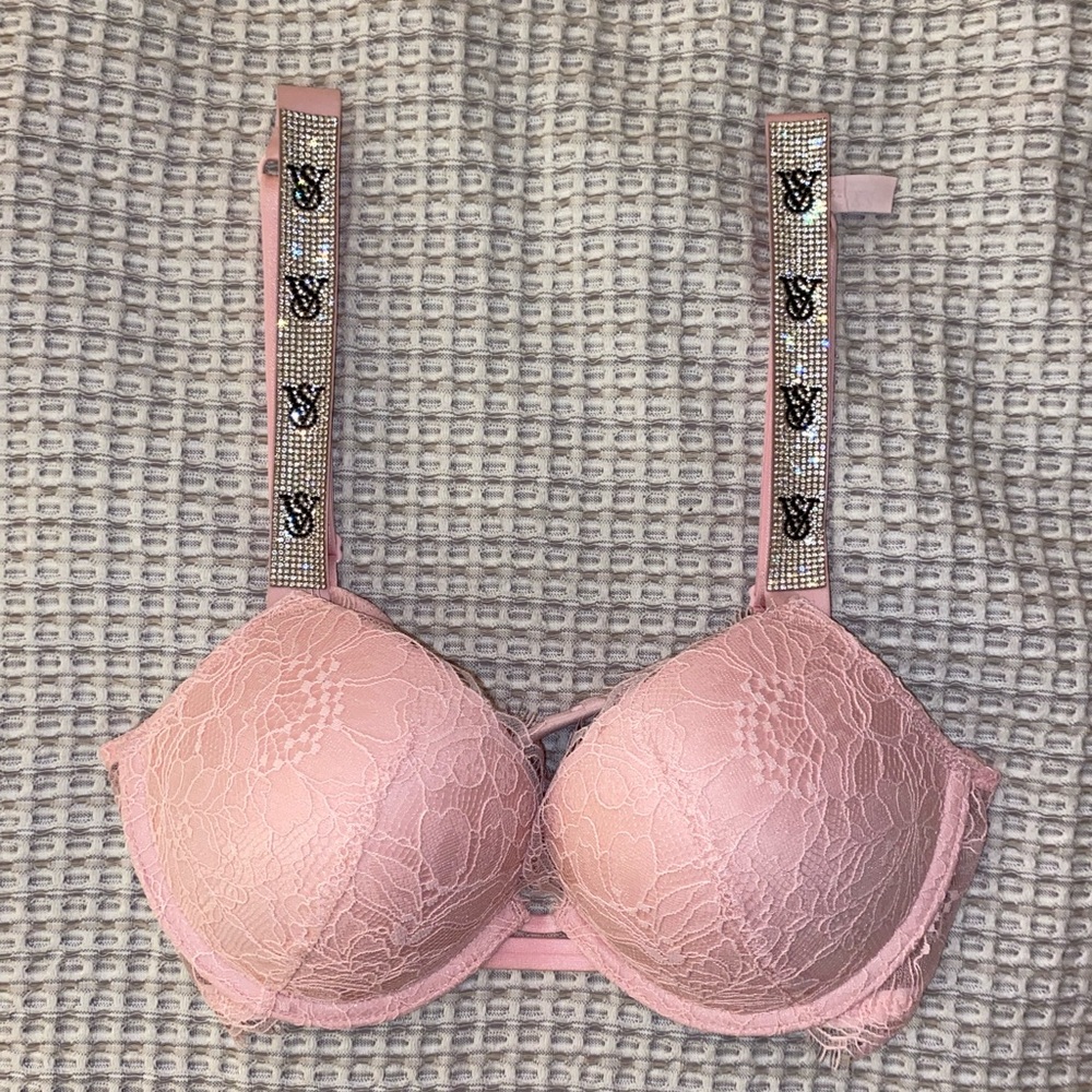 NEW Victoria’s Secret Very Sexy Double Push-Up Bombshell Bra - Size 32C